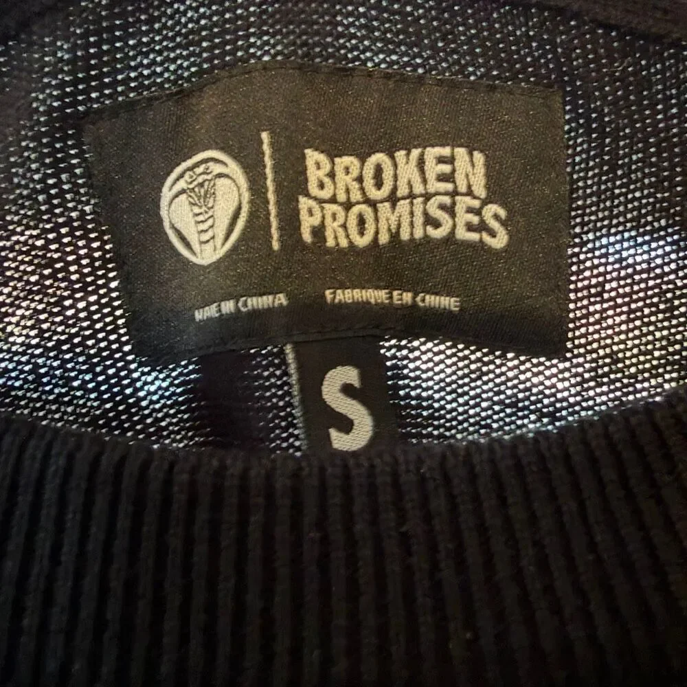 New Broken Promises Unbearable Black & White Sweater Bear With Horns Goth Sz S